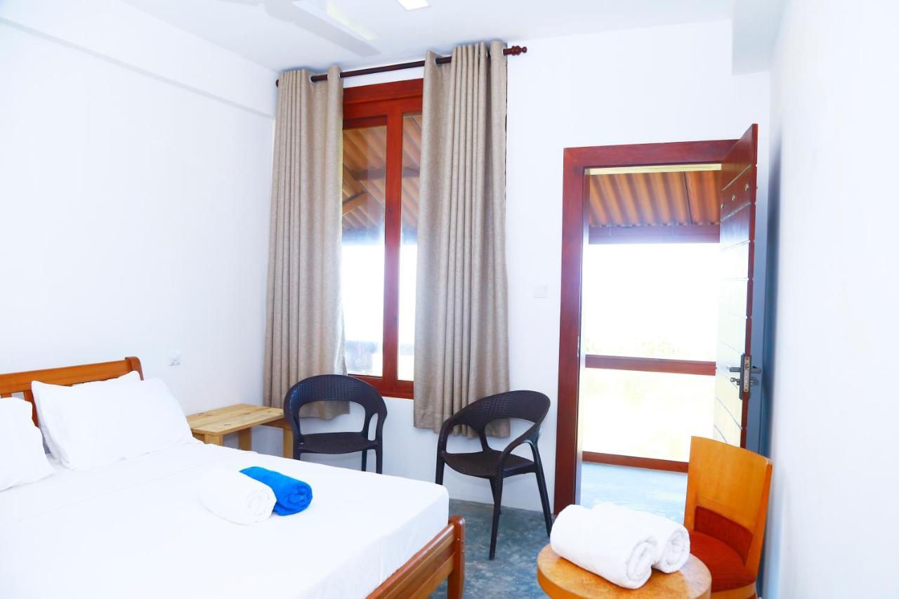 Hi Win Hotel Chilaw Exterior foto