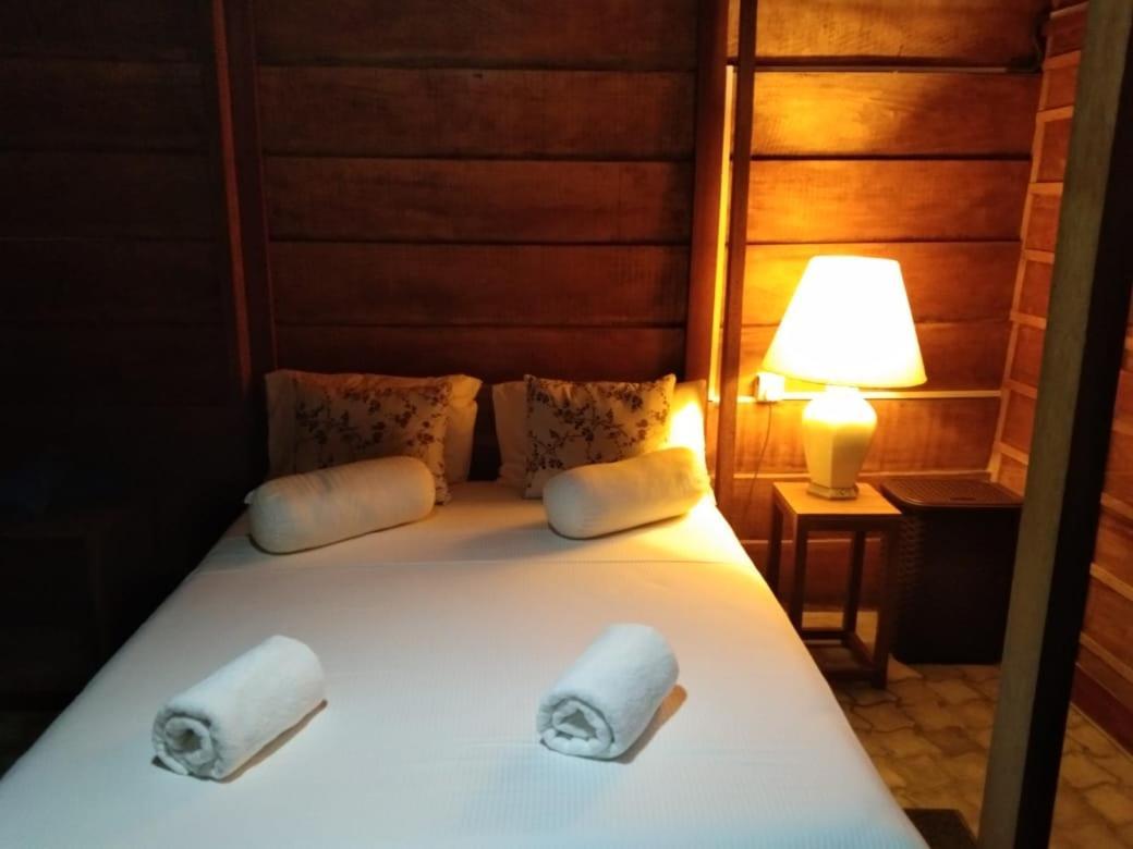 Hi Win Hotel Chilaw Exterior foto